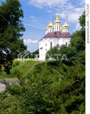 church 7511585