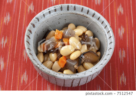 Gomoku cooked beans 7512547