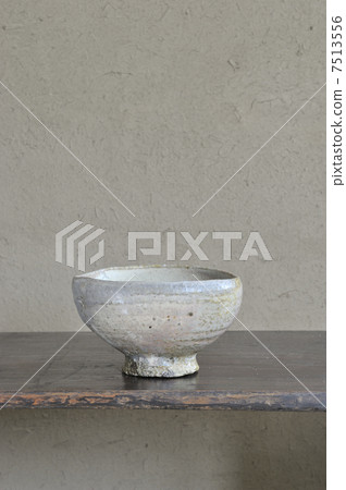 Pottery Pottery 7513556