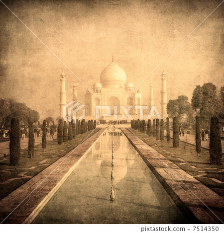 Vintage image of Taj Mahal, Agra, India 7514350