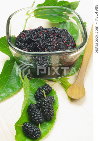 Ripe mulberry jam Ripe mulberry jam 7514989