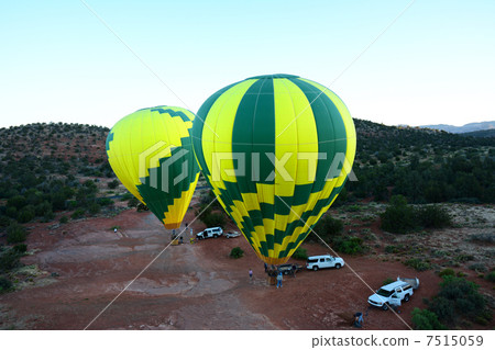 Aerial walk Aerial walk 7515059