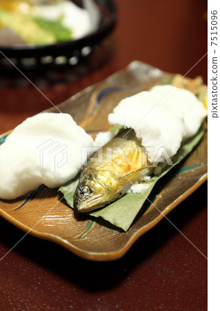 用鹽罐烤的afu 7515096