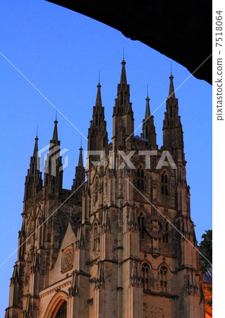 黃昏大教堂 7518064