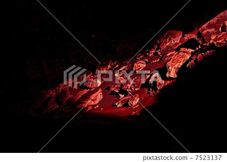 Dia cave·Light to sarawak chamber（Gunung Mul National Park / East Malaysia） 7523137