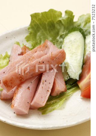 魚香腸炒 7523232