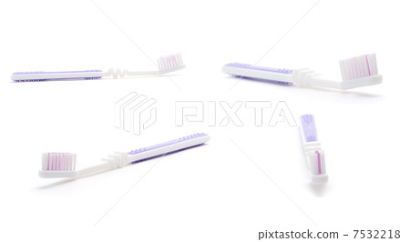 Violet toothbrush Violet toothbrush 7532218