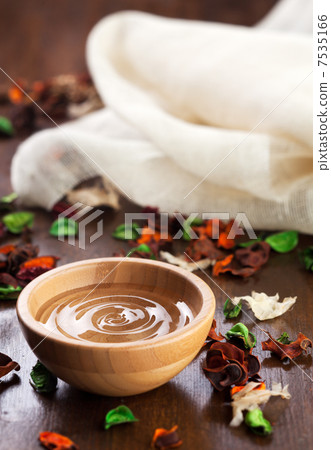 Spa Essential Oil.Aromatherapy 7535166