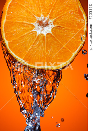 Orange with water 7535558