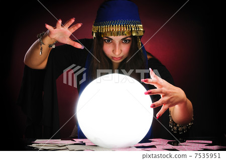 Fortuneteller Fortuneteller 7535951