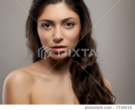 Close-up front view portrait of a beauty young female face Close-up front view portrait of a beauty young female face 7536818