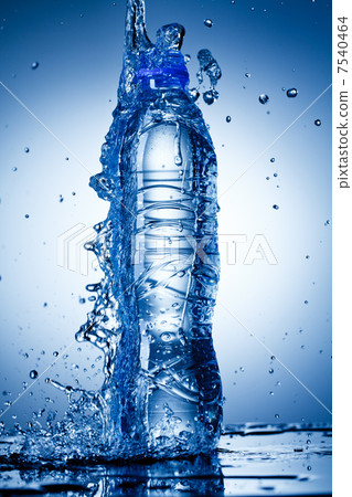 Water bottle Water bottle 7540464