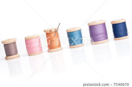 Sewing needle and threads Sewing needle and threads 7540670