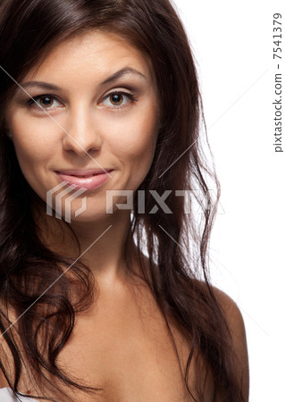 Portrait of a beautiful woman 7541379