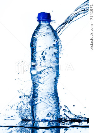 Water bottle Water bottle 7541971