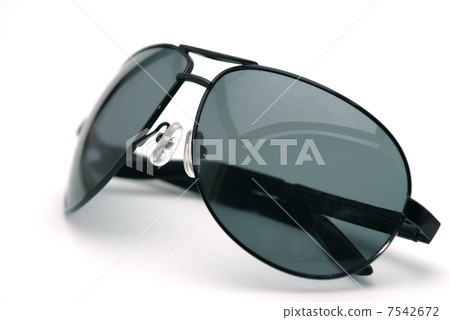 sunglass 7542672