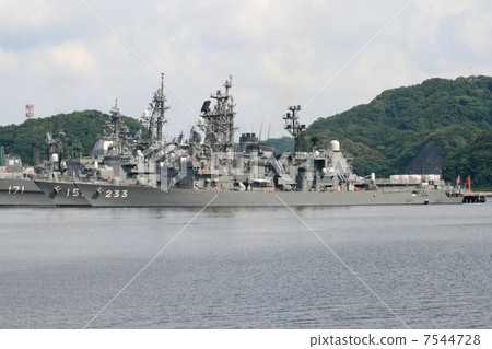 Entrance of the escort ship Chikuma Entrance of the escort ship Chikuma 7544728