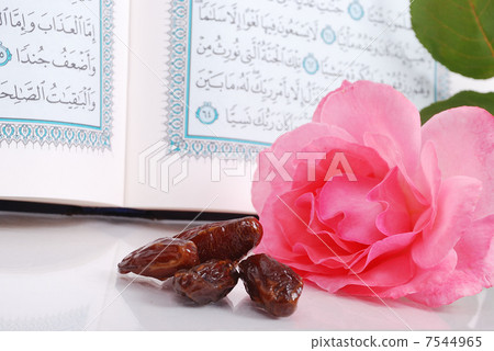 Holy Islam book, some dates and rose 7544965