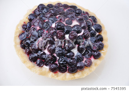 fresh fruit pie 7545395