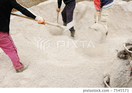 Working place, collecting sand for concrete 7545571