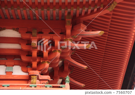 Five storeys 3 7560707