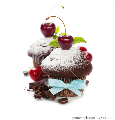 fresh chocolate muffins 7561902