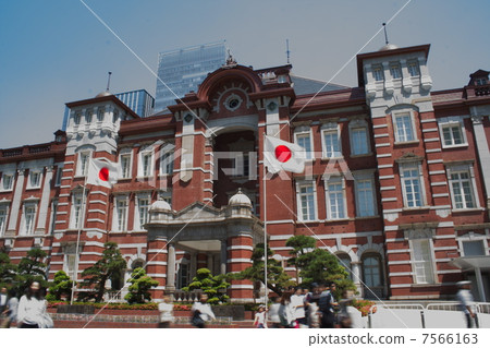 Tokyo Station Marunouchi side red brick book station building (after restoration) Tokyo Station Marunouchi side red brick book station building (after restoration) 7566163