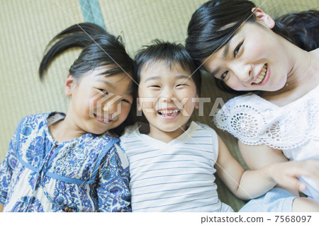 工作的母親 7568097