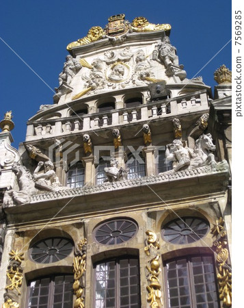 Grand Place Brussels 7569285