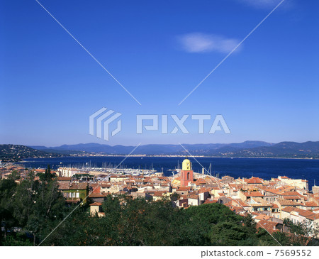 聖特羅佩鎮 7569552