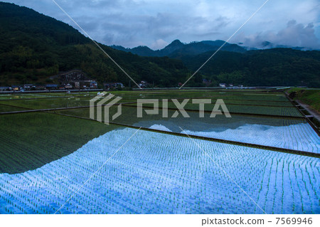 countryside countryside 7569946