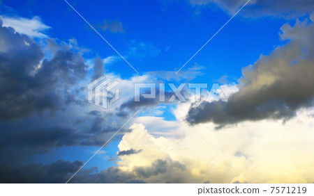 Clouds Clouds 7571219