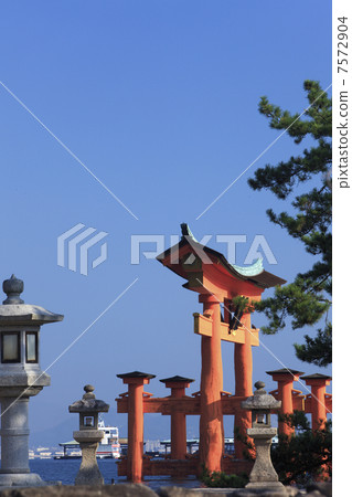 Otorii of Miyajima 7572904