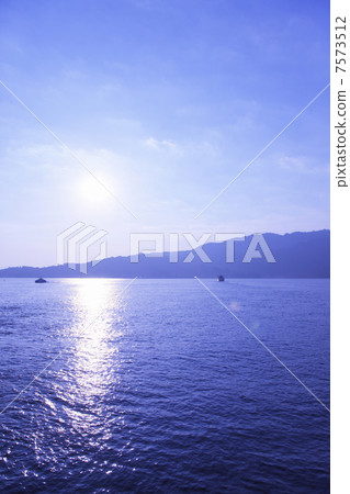 從渡輪看到的宮島 7573512