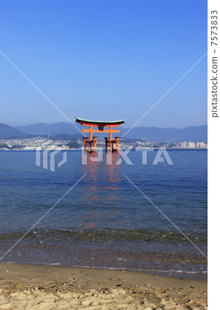 Otorii of Miyajima 7573833