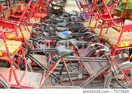many thishaw on parking 7575680