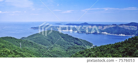 The Oshika Islands on the Oshika Peninsula 7576053