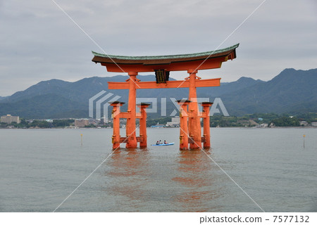 Aki的Miyajima Aki的Miyajima 7577132