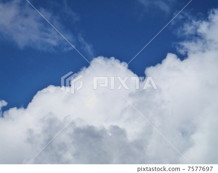 夏の雲 7577697