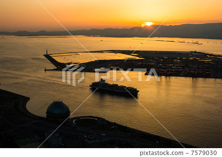 Evening view from Osaka prefecture Sakiju Government building observatory Evening view from Osaka prefecture Sakiju Government building observatory 7579030