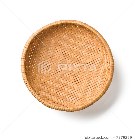 Dish of straw 7579259