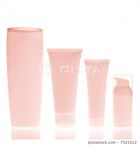 cosmetic bottles 7581812