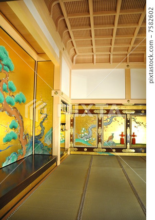 名古屋城堡本丸御殿場 7582602