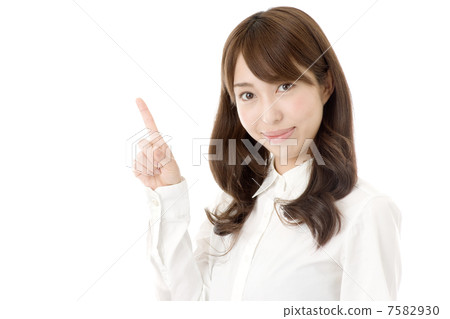 指著女性員工 7582930