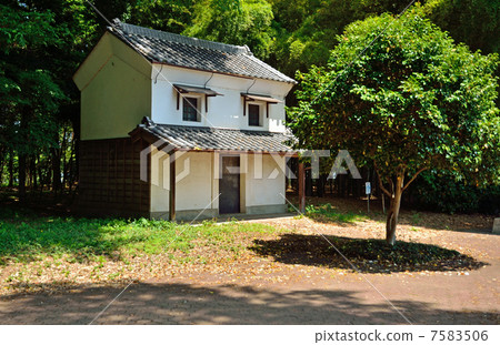 A walk around Tataranuma and the remains of the old castle 7583506