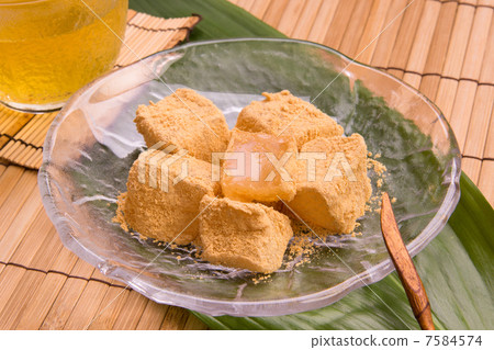 夏天甜warabi mochi 夏天甜warabi mochi 7584574