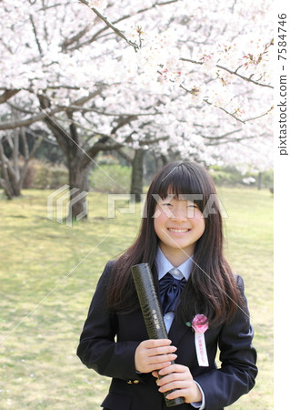 Students who graduate with cherry blossoms Students who graduate with cherry blossoms 7584746