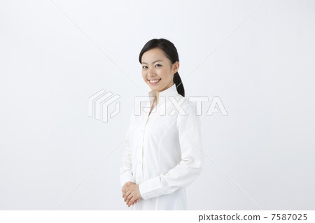 Female portrait Female portrait 7587025