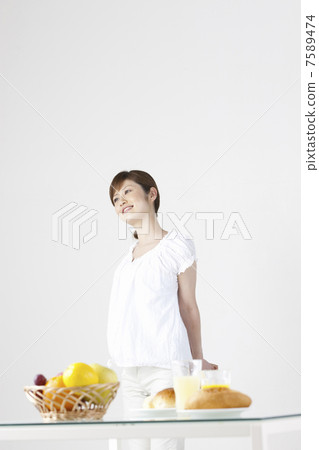 早餐和女士們 早餐和女士們 7589474