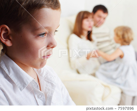 Childrens jealousy 7597896
